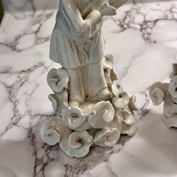 Pair of blanc de Chine porcelain figurines - Picture 8 of 16